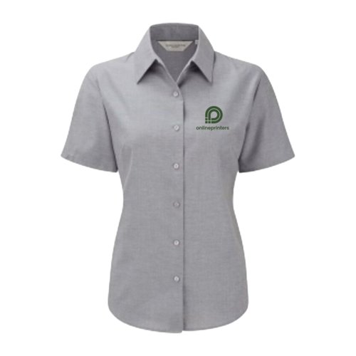 Blouse grise  manches courtes avec patte boutonne pour femmes.