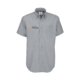 Chemise  manches courtes en mlange de coton gris clair avec patte boutonne et poche poitrine.