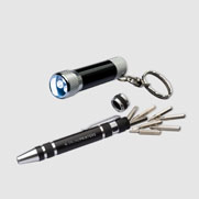Kit de bricolage tournevis et lampe LED Canoas