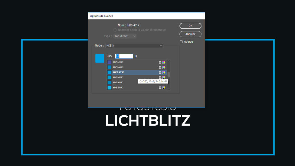 Un écran d'ordinateur présente une boîte de dialogue de sélection de couleurs dans une interface logicielle, avec des options pour différentes nuances de bleu et une fonction « Cinquième couleur » permettant d'ajouter des valeurs personnalisées. L'arrière-plan laisse entrevoir un texte partiellement visible en blanc sur fond sombre.