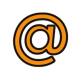 L'image présente un symbole @ stylisé, souligné d'un noir intense et d'un fond orange. Ce design saisissant sert de point focal, rappelant l'esprit créatif que l'on découvre lors d'une visite d'atelier de production offset. Le fond reste blanc uni pour un contraste maximal.