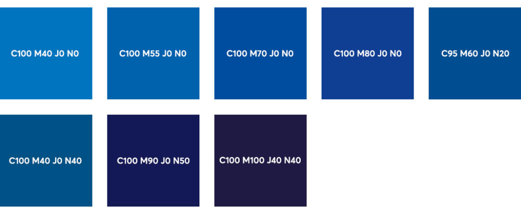 Une grille de huit carrés de couleurs, chacun étiqueté avec les codes Couleurs CMJN, tels que C100 M40 J0 N0 et C95 M60 J0 N20. Les carrés révèlent différentes nuances de bleu.