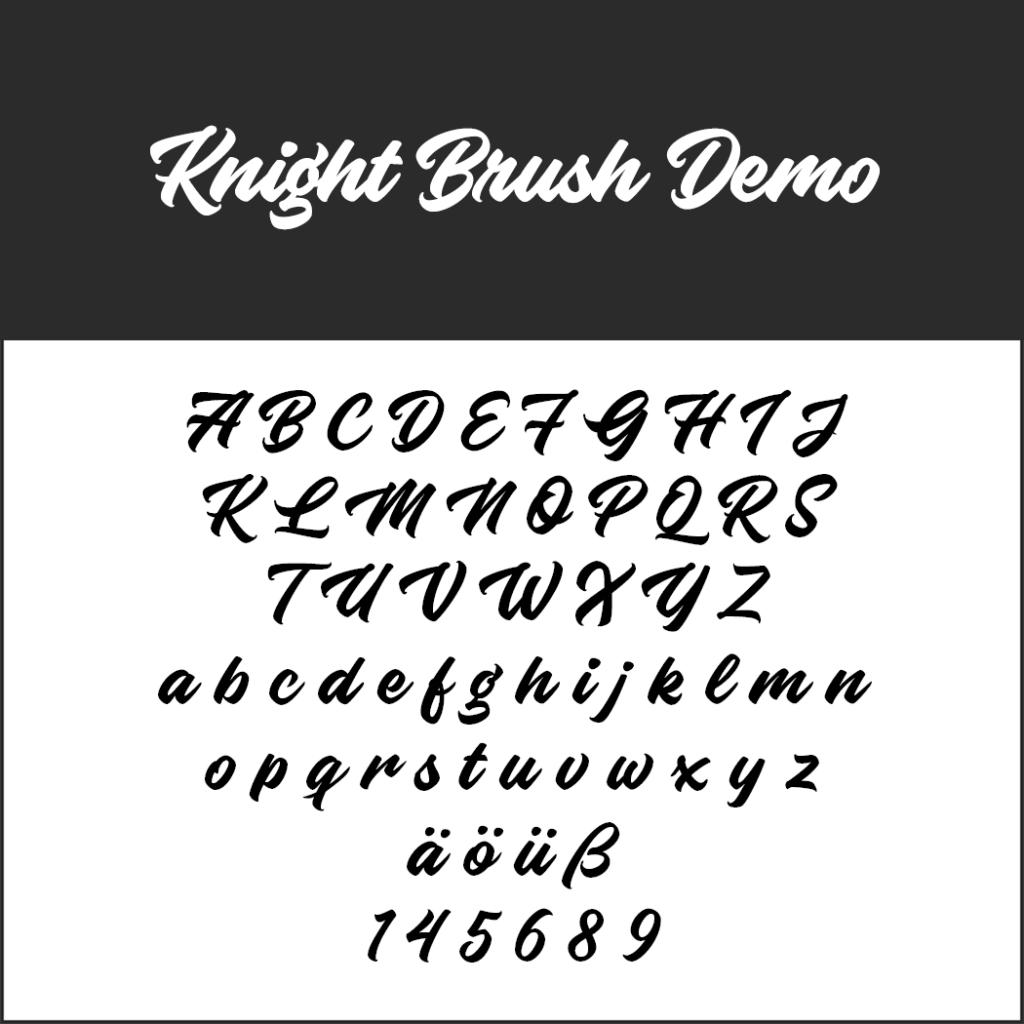 Knight Brush Demo est une police d'écriture élégante, idéale pour les affichages. Elle met en valeur les majuscules de A à Z, les minuscules de A à Z, les chiffres 1, 4, 5, 6, 8, 9 et les caractères spéciaux ä, ö, ü, ß. Son style manuscrit audacieux et artistique la rend idéale pour les polices d'affiches.